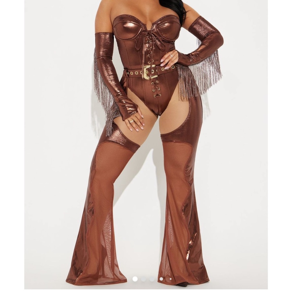 Women's Midnight Cowgirl 3 Piece
Costume Set in Brown